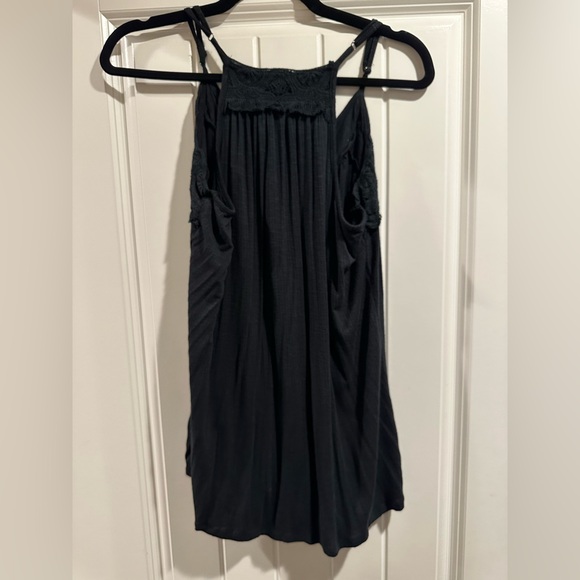 Daytrip Black Surplice Camisole with Lace Detail - Picture 3 of 10
